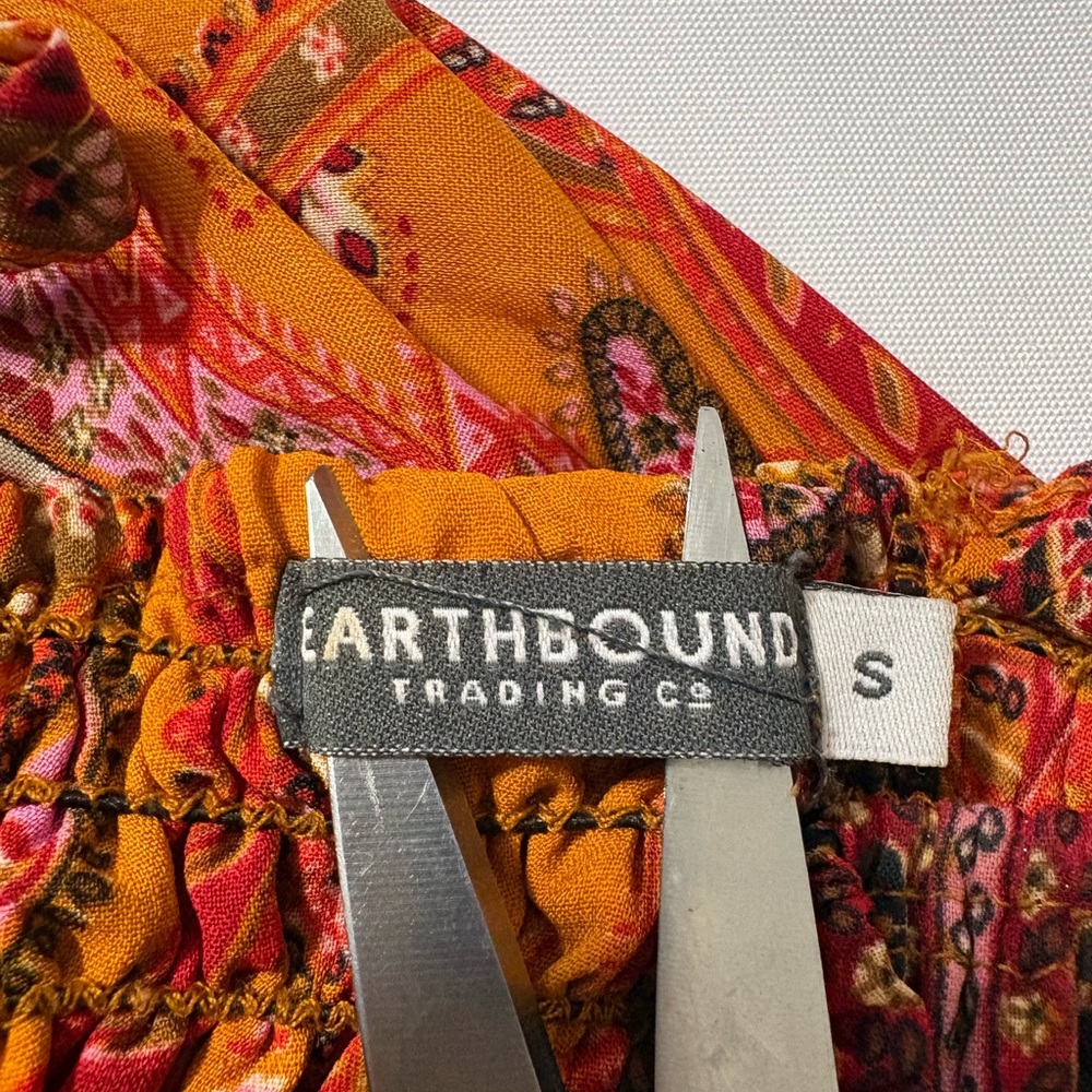 Earthbound Trading Co. small bohemian-style dress orange and red paisley print‎ - Picture 9 of 12